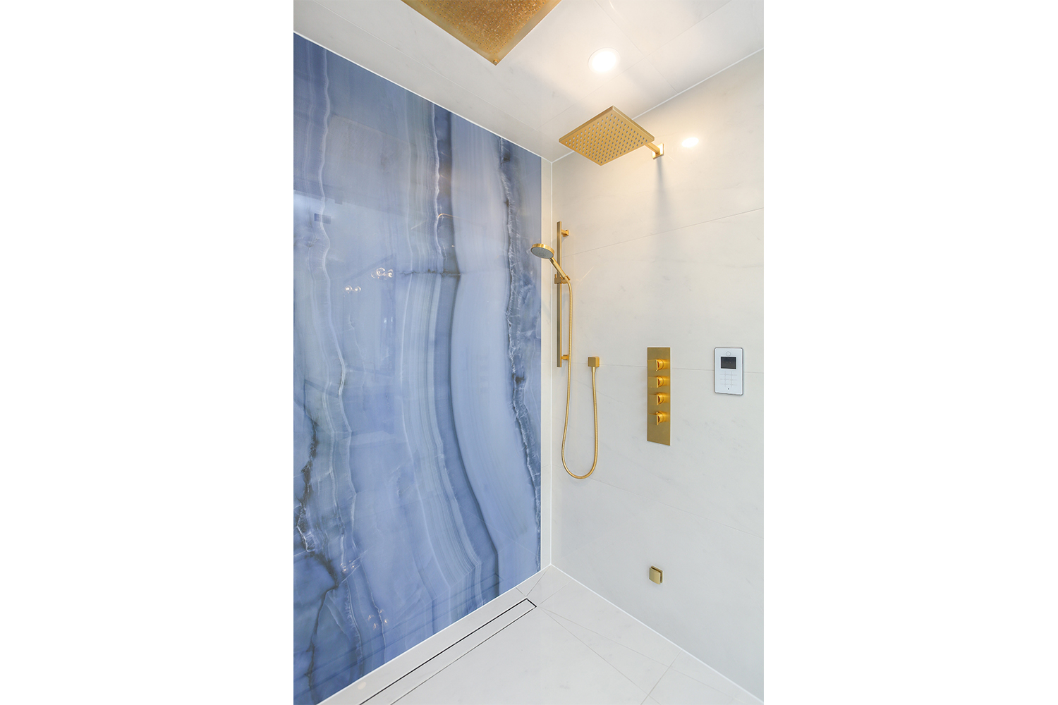 Venetian Development Group, Slider