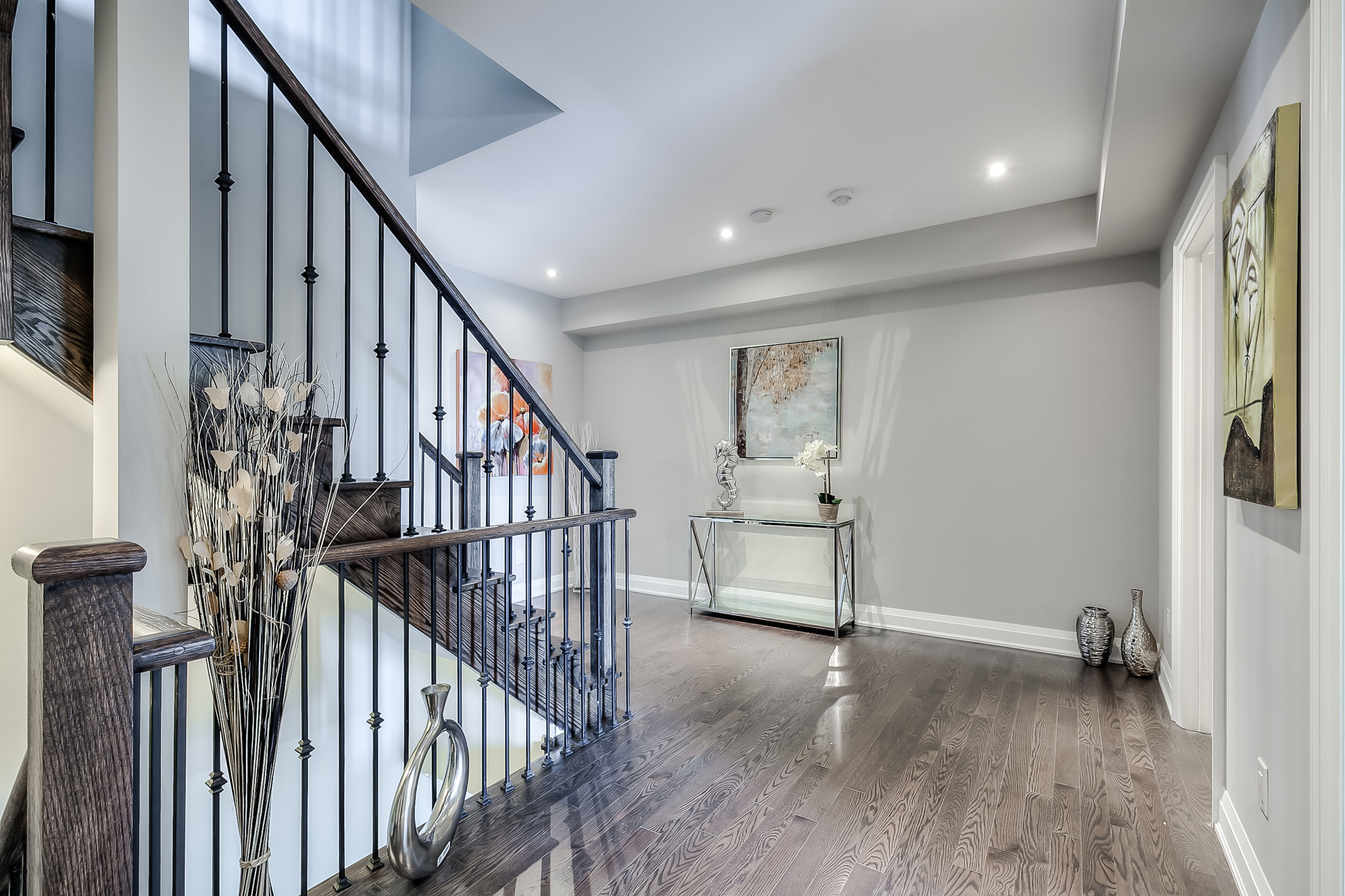 Venetian Development Group, Slider