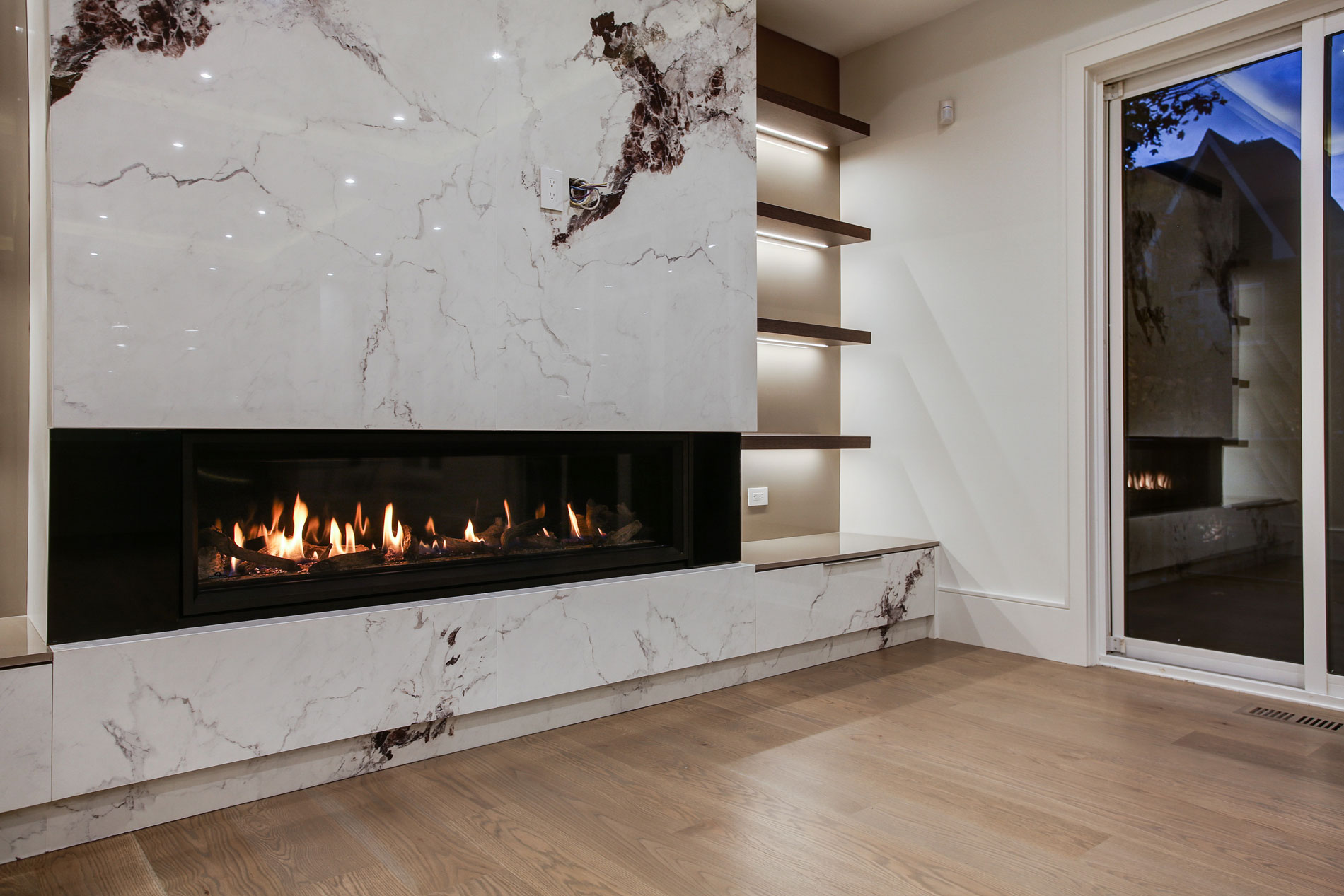 Venetian Development Group, Slider