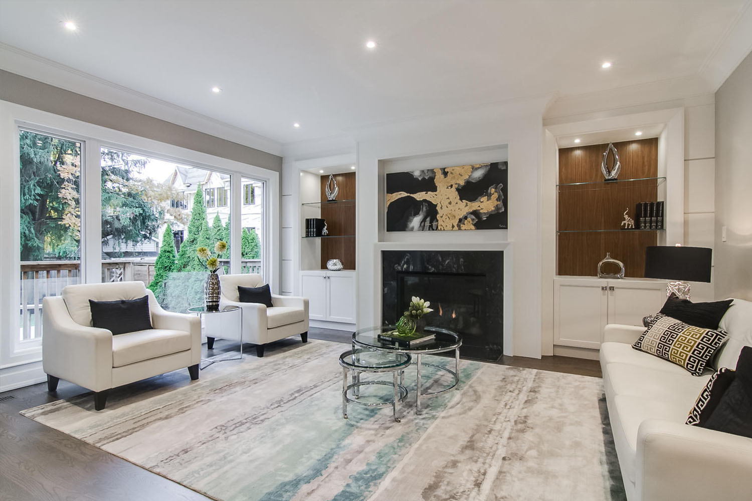 Venetian Development Group, Slider